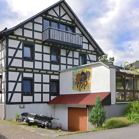 Apartment Lovely In Near Forest Elpe