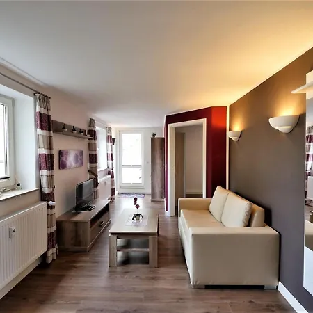Lovely In Near Forest Apartment Elpe